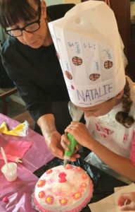 Cake Decorating party with Artful Chefs 4